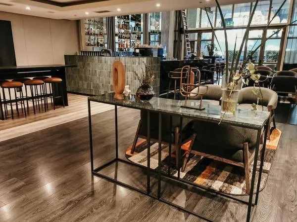 The Long Bar Cape Town