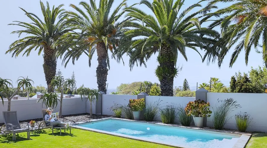 Four Palms Accommodation 