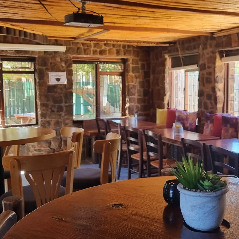  The Bush Pub & Grill